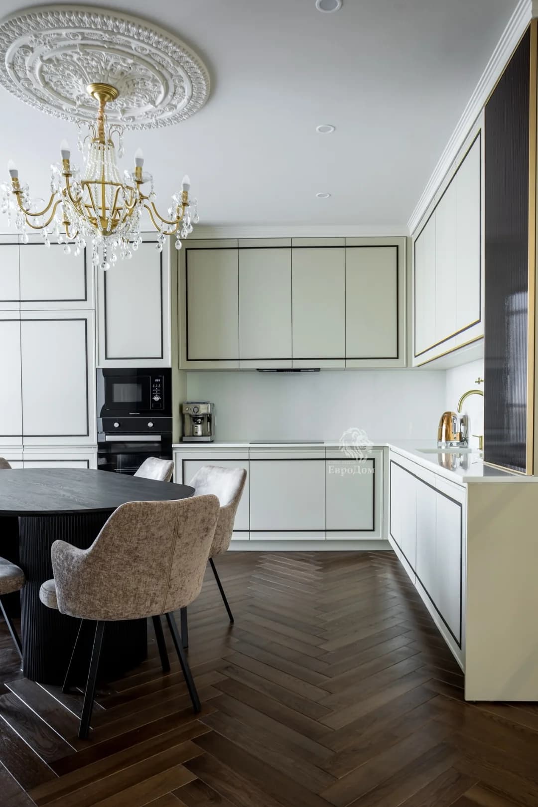 В кейсах на desktop важна глубина, а не просто карточка